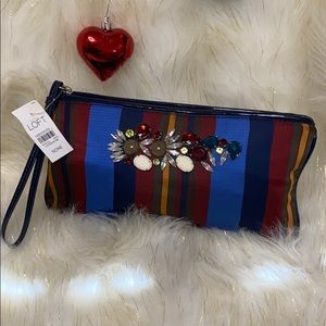 Wristlet purse